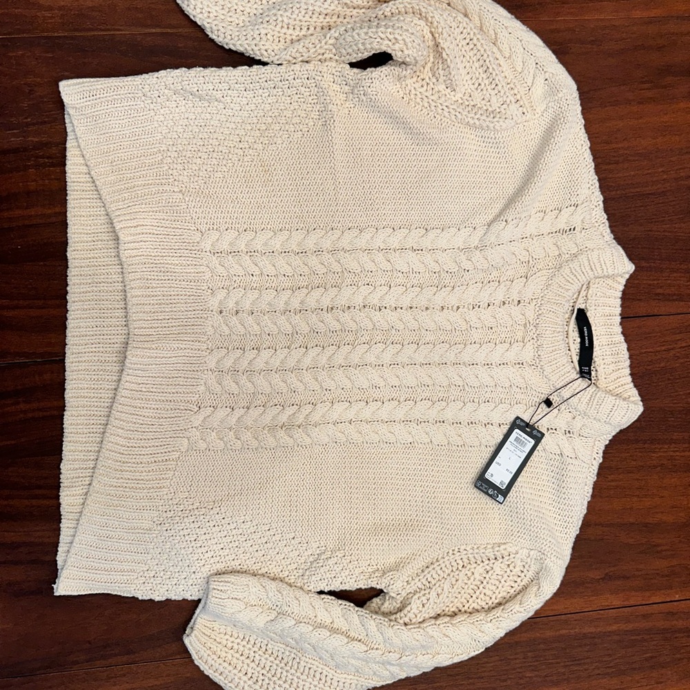 Vero Moda Cream Cable Knit Crew Neck Sweater NWT